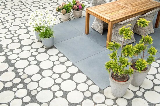 Aviena circle carbon Waterpasserende bestrating