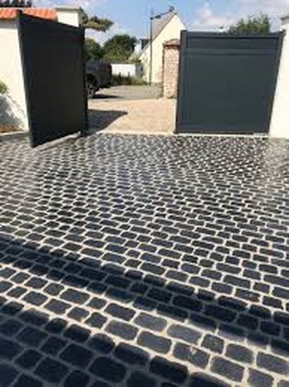 Courtstones basalt Courtstones basalt